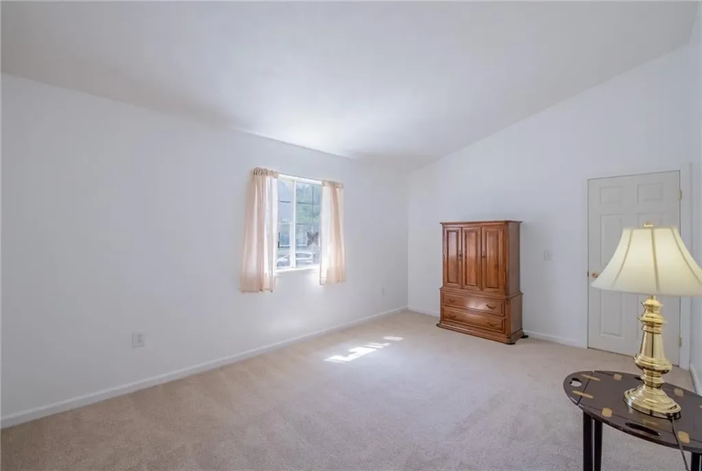 2 Magnum Court Smithfield RI 02917