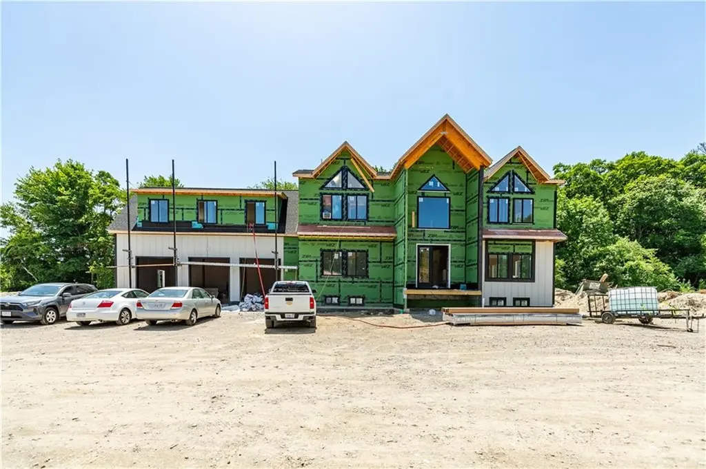 1497 Pippin Orchard Road Cranston RI 02921