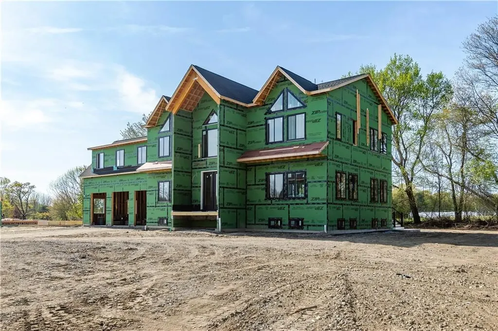 1497 Pippin Orchard Road Cranston RI 02921