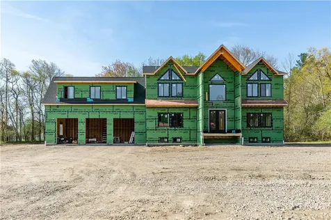 1497 Pippin Orchard Road Cranston RI 02921