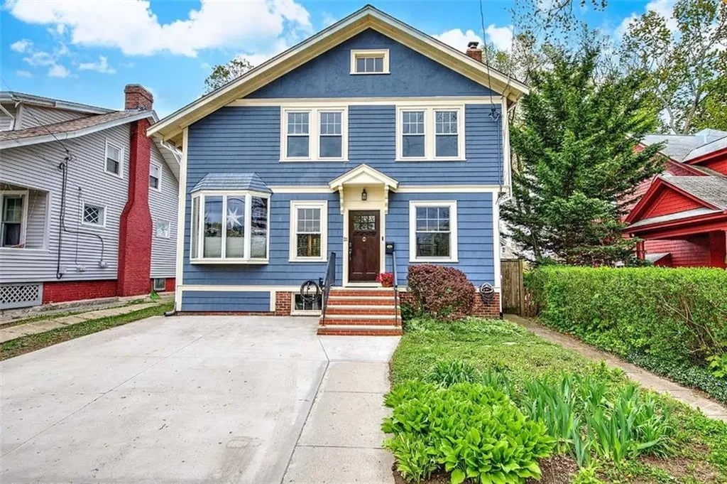 21 Mount Hope Avenue Providence RI 02906