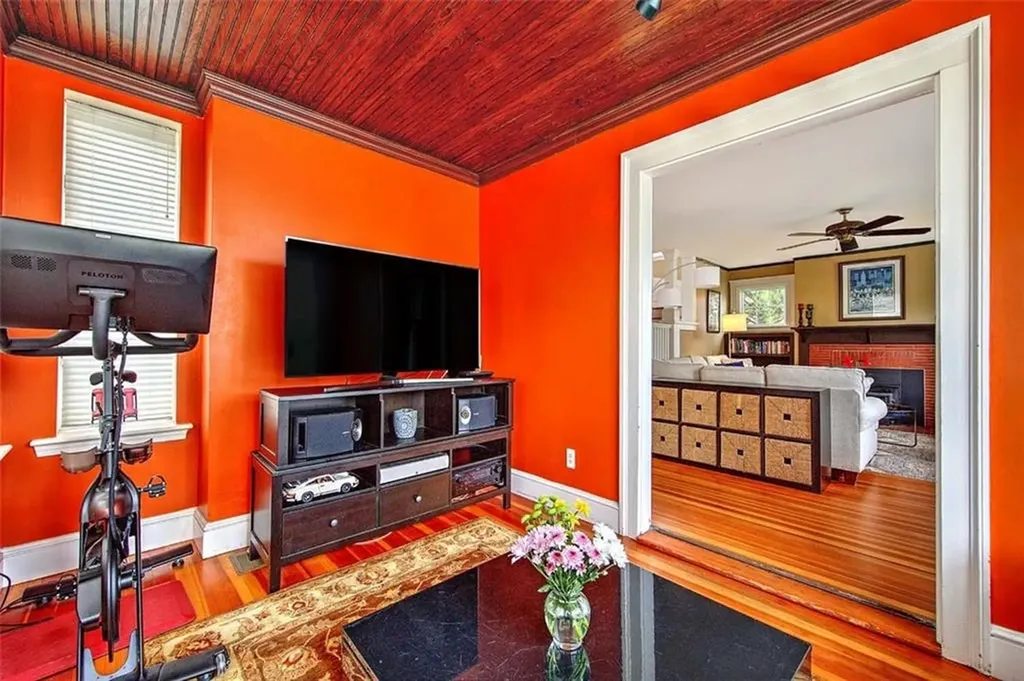 21 Mount Hope Avenue Providence RI 02906