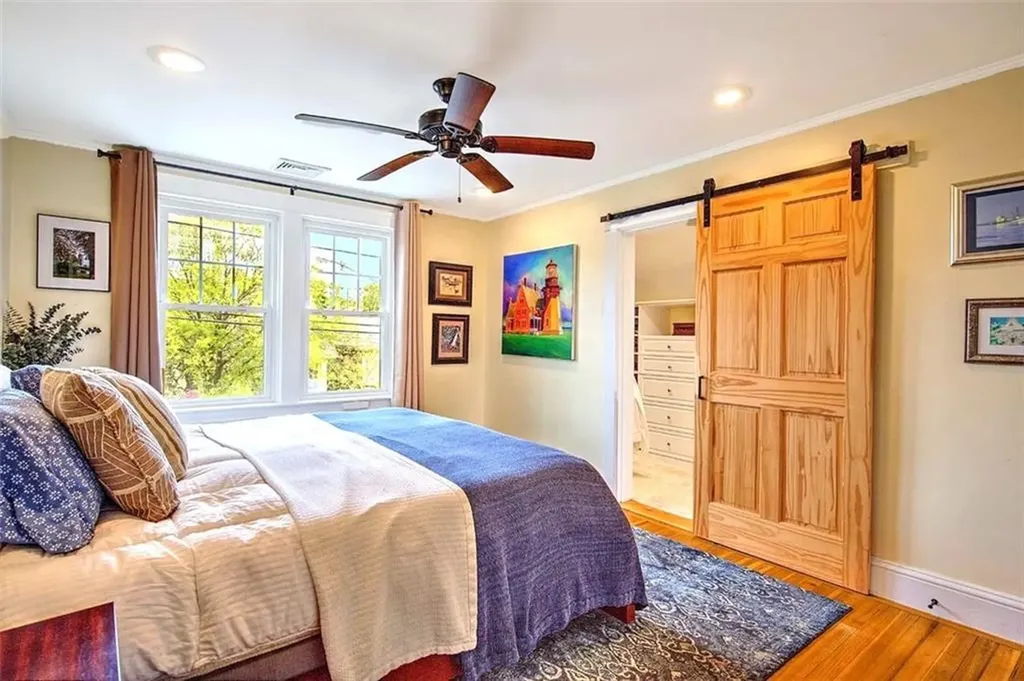 21 Mount Hope Avenue Providence RI 02906
