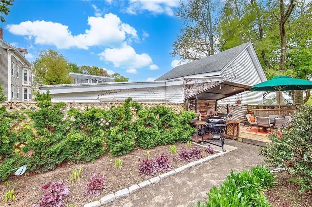 21 Mount Hope Avenue Providence RI 02906