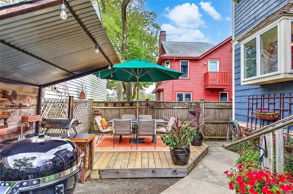 21 Mount Hope Avenue Providence RI 02906