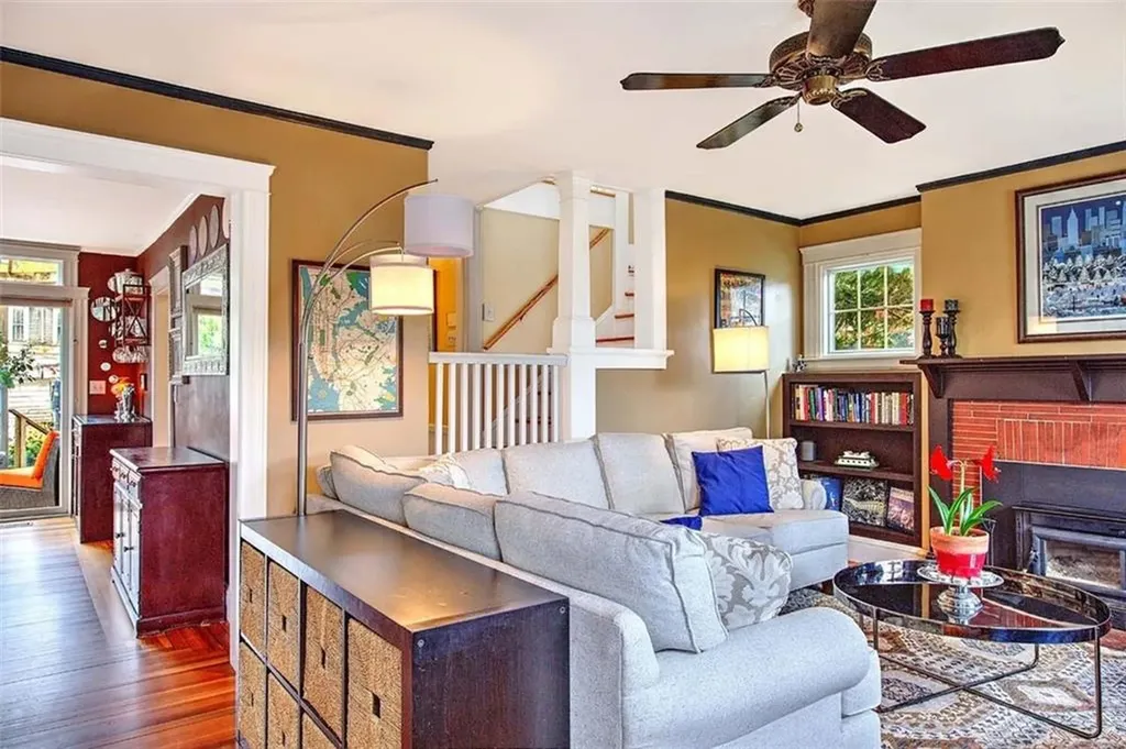 21 Mount Hope Avenue Providence RI 02906