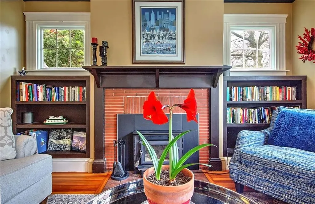 21 Mount Hope Avenue Providence RI 02906