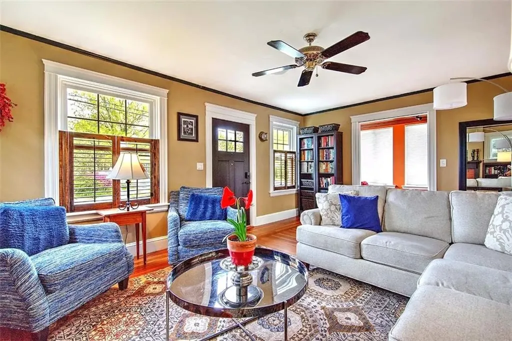 21 Mount Hope Avenue Providence RI 02906
