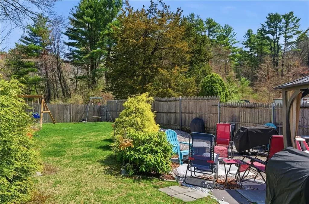 48 Overlea Road North Smithfield RI 02896