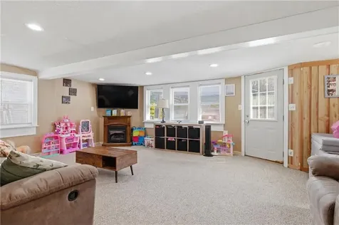 48 Overlea Road North Smithfield RI 02896