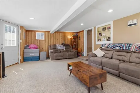 48 Overlea Road North Smithfield RI 02896