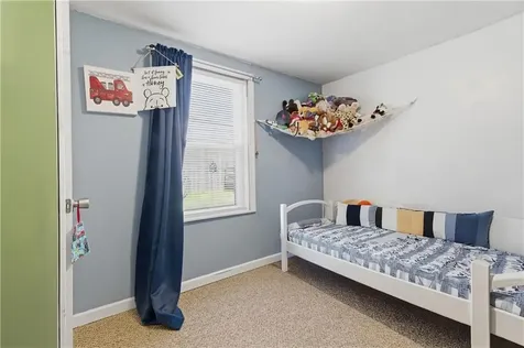 48 Overlea Road North Smithfield RI 02896