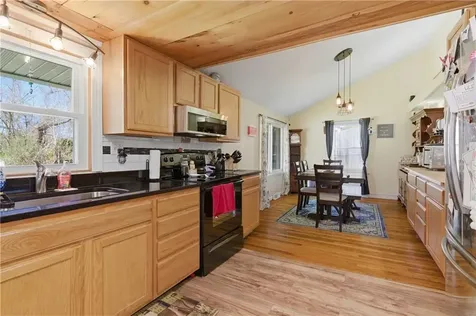 48 Overlea Road North Smithfield RI 02896