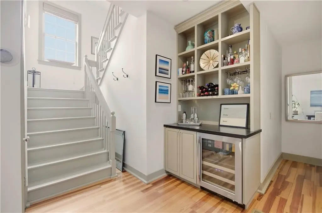 364 Bellevue Avenue Newport RI 02840
