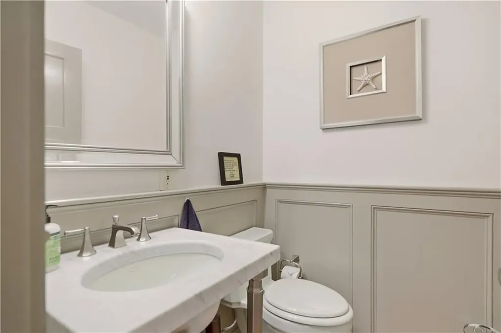 364 Bellevue Avenue Newport RI 02840