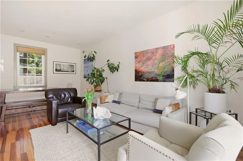 364 Bellevue Avenue Newport RI 02840