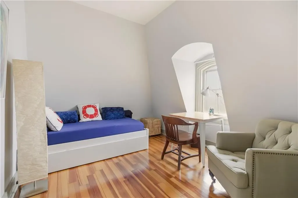 364 Bellevue Avenue Newport RI 02840