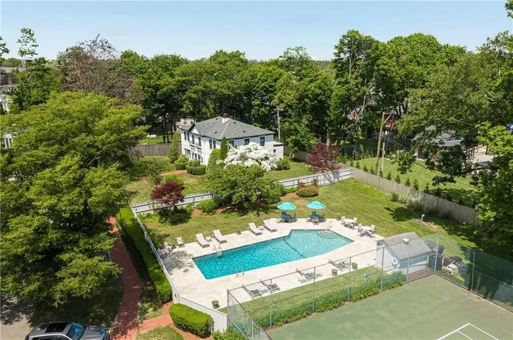 364 Bellevue Avenue Newport RI 02840