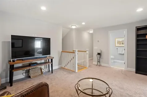 281 Wickford Court North Kingstown RI 02852