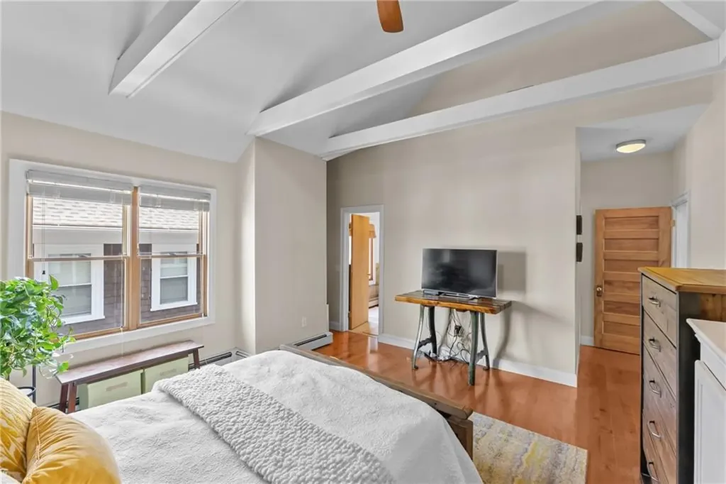 81 Larch Street Providence RI 02906