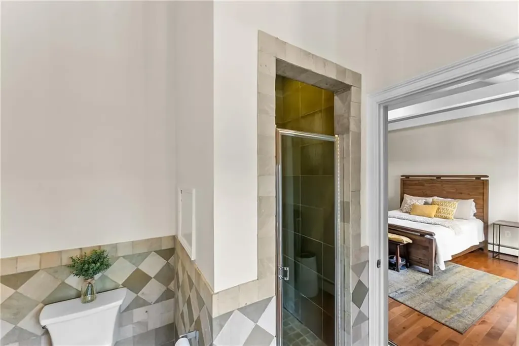 81 Larch Street Providence RI 02906