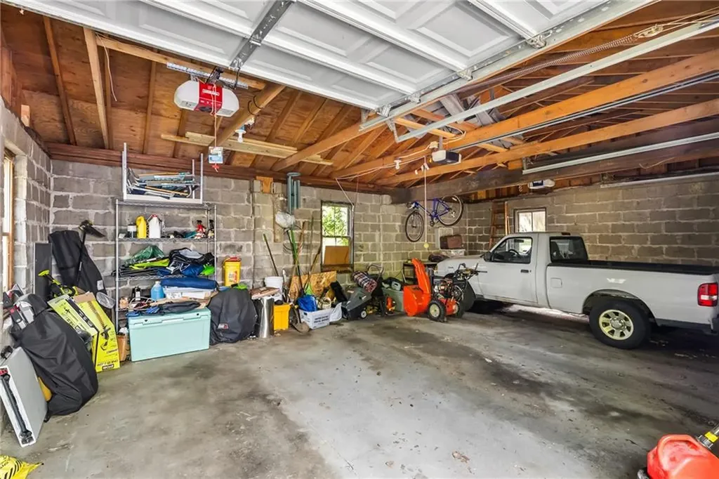 81 Larch Street Providence RI 02906
