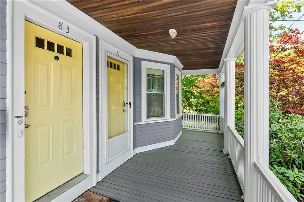 81 Larch Street Providence RI 02906