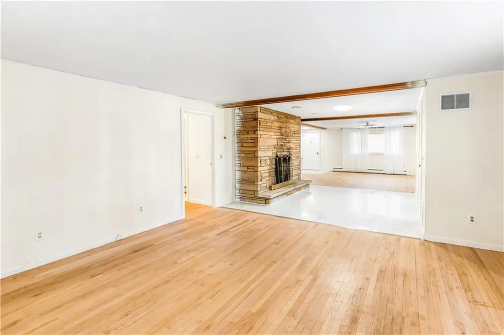 10 Potter Drive Providence RI 02907