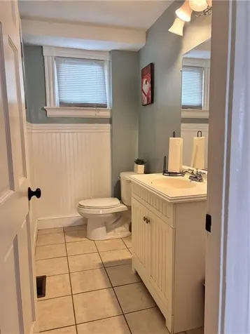 37 Rolfe Square Cranston RI 02910