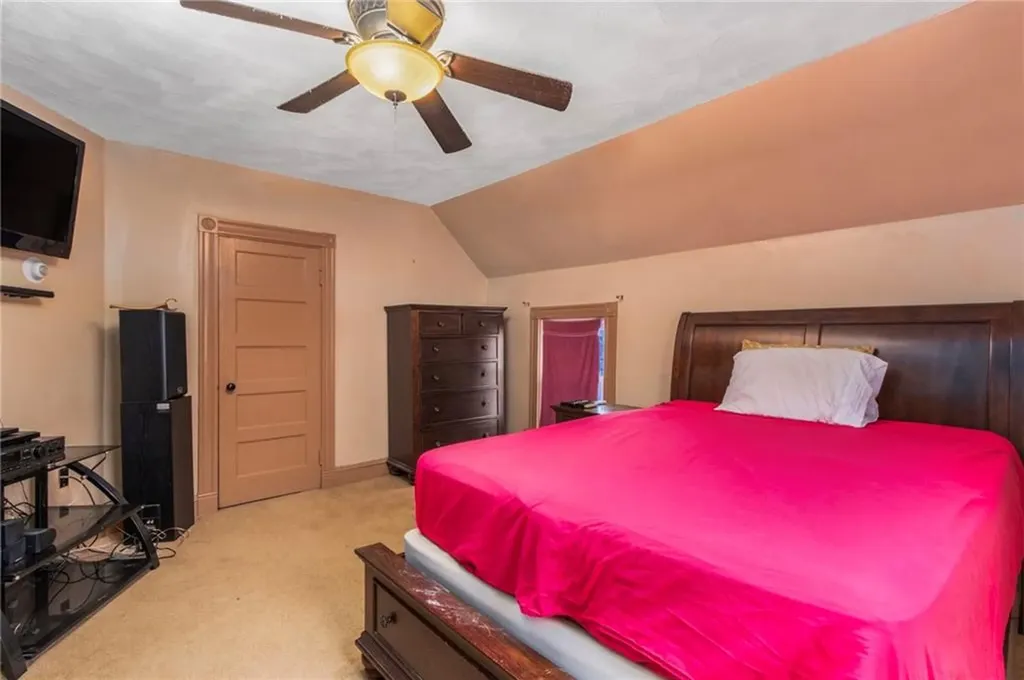 95 Corinth Street Providence RI 02907