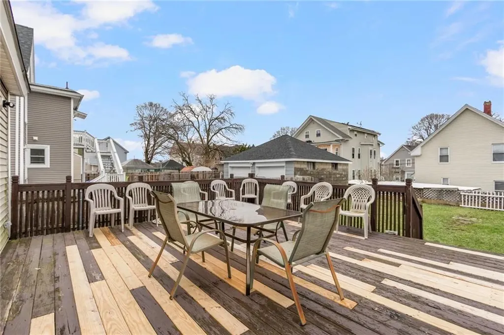 95 Corinth Street Providence RI 02907
