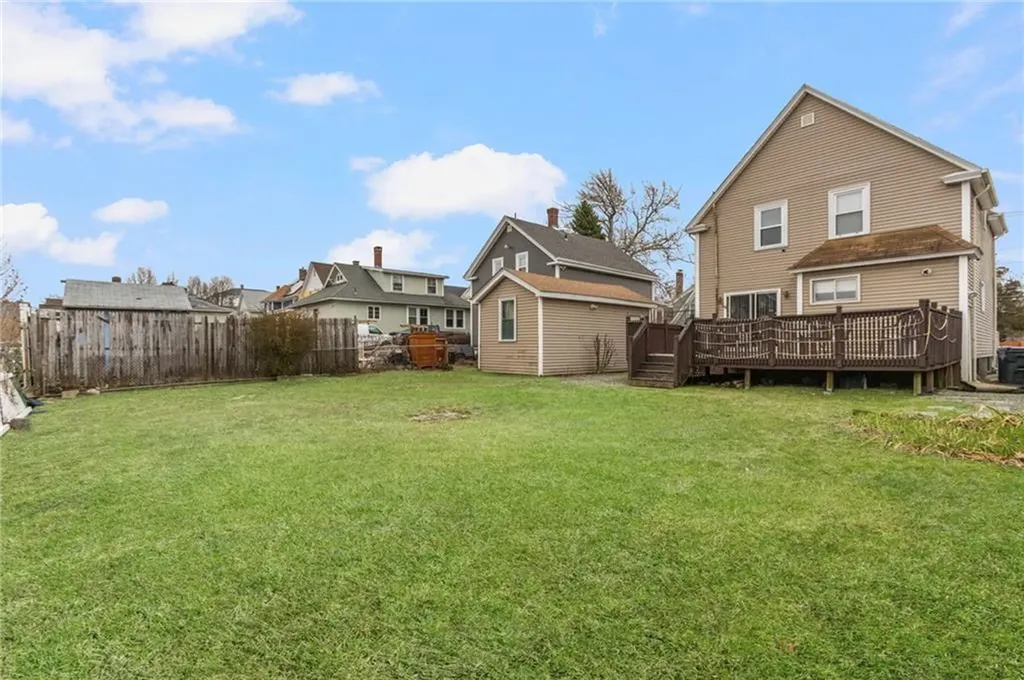 95 Corinth Street Providence RI 02907