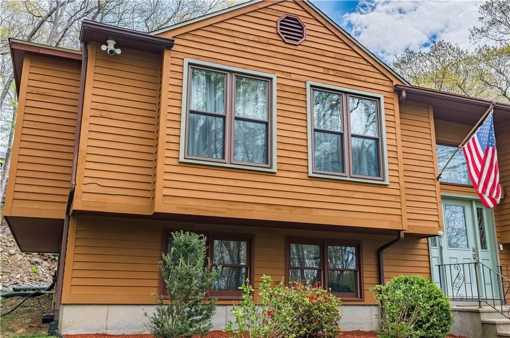 77 Lippitt Avenue Cumberland RI 02864