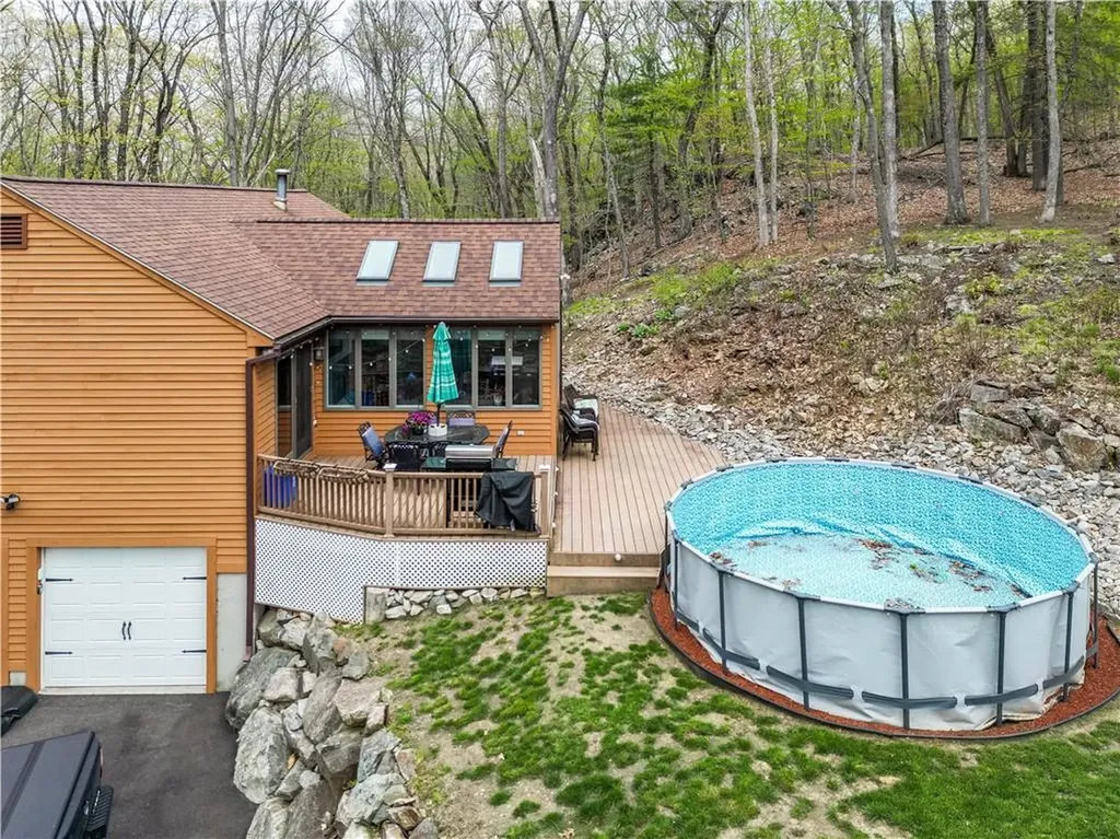 77 Lippitt Avenue Cumberland RI 02864
