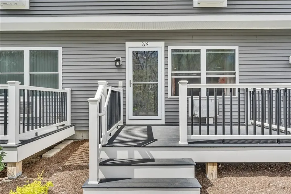 200 Post Road Warwick RI 02888