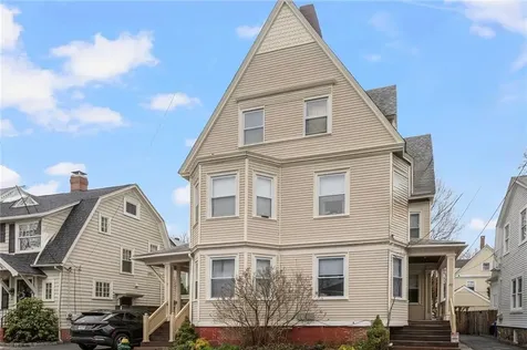 18 20 Adelphi Avenue Providence RI 02906