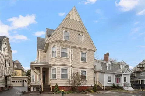 18 20 Adelphi Avenue Providence RI 02906