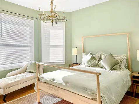 18 20 Adelphi Avenue Providence RI 02906