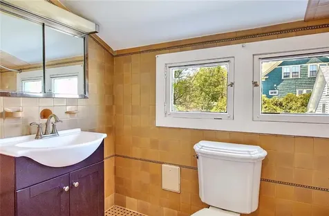 271 Doyle Avenue Providence RI 02906