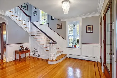 271 Doyle Avenue Providence RI 02906
