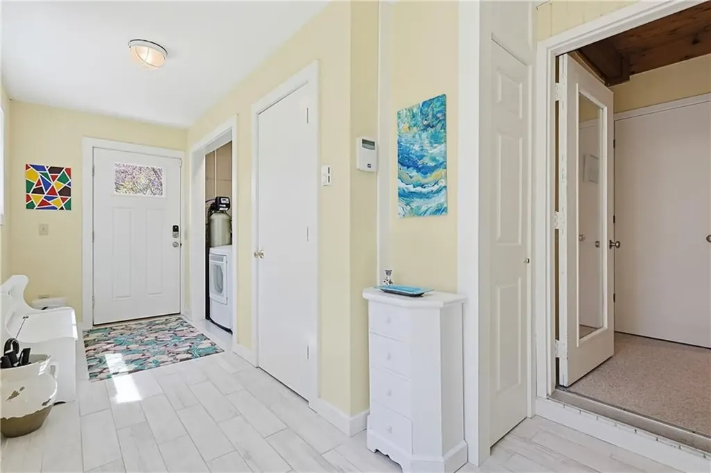 203 North Niantic Drive Charlestown RI 02813