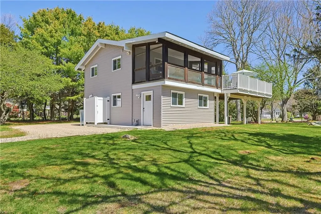 203 North Niantic Drive Charlestown RI 02813