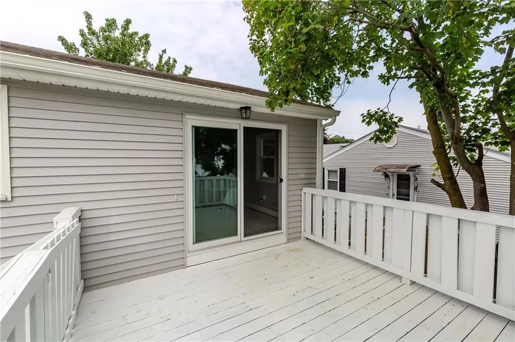 5 Standish Avenue North Providence RI 02911