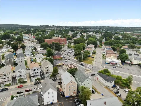 8 Eaton Street Providence RI 02908