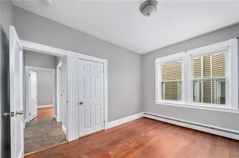 8 Eaton Street Providence RI 02908