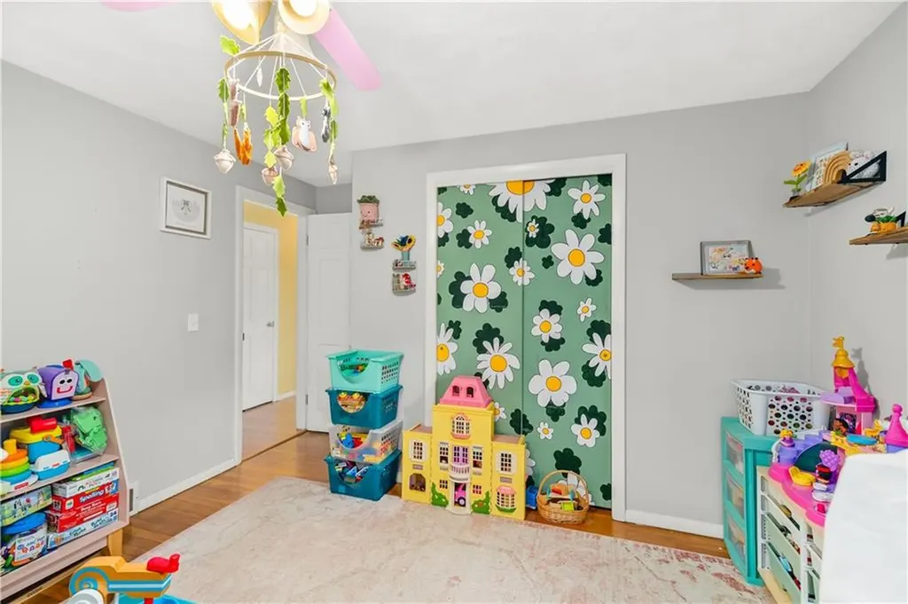 6 Linda Court Coventry RI 02816