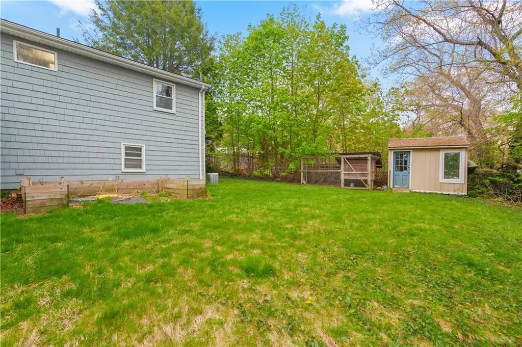 6 Linda Court Coventry RI 02816