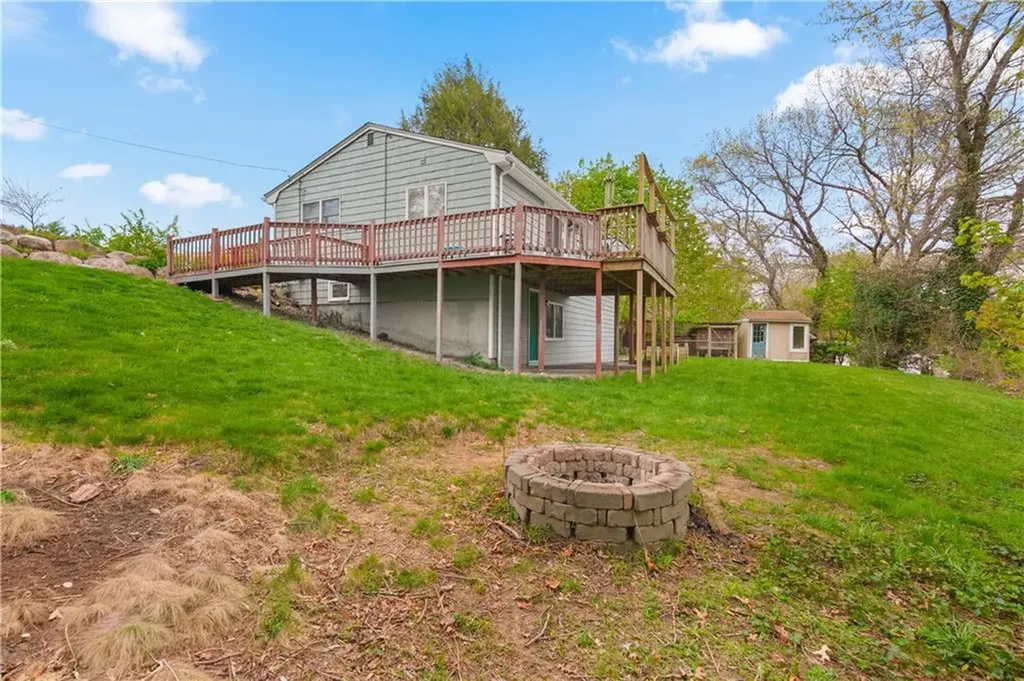 6 Linda Court Coventry RI 02816
