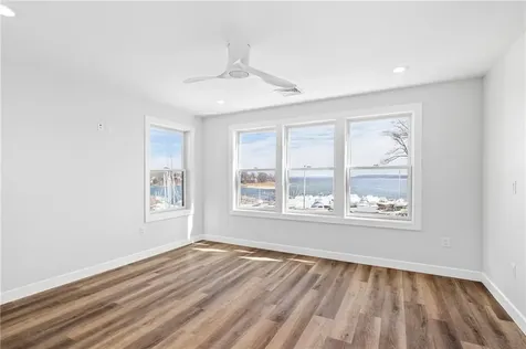 47 Arnolds Neck Drive Warwick RI 02886