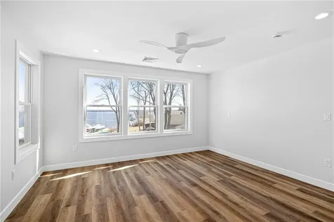 47 Arnolds Neck Drive Warwick RI 02886